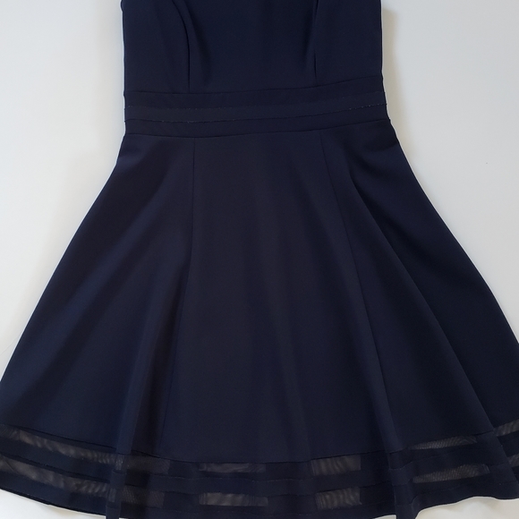 Calvin Klein Illusion - Trim Fit & Flare Dress - Picture 4 of 11